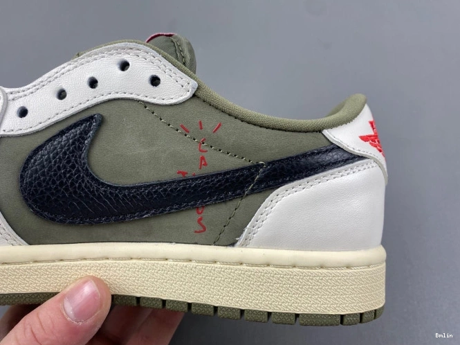 Bmlin Shoes LOW 1 JORDAN SCOTT TRAVIS X OG AIR DM7866-200 OLIVE MEDIUM 0730